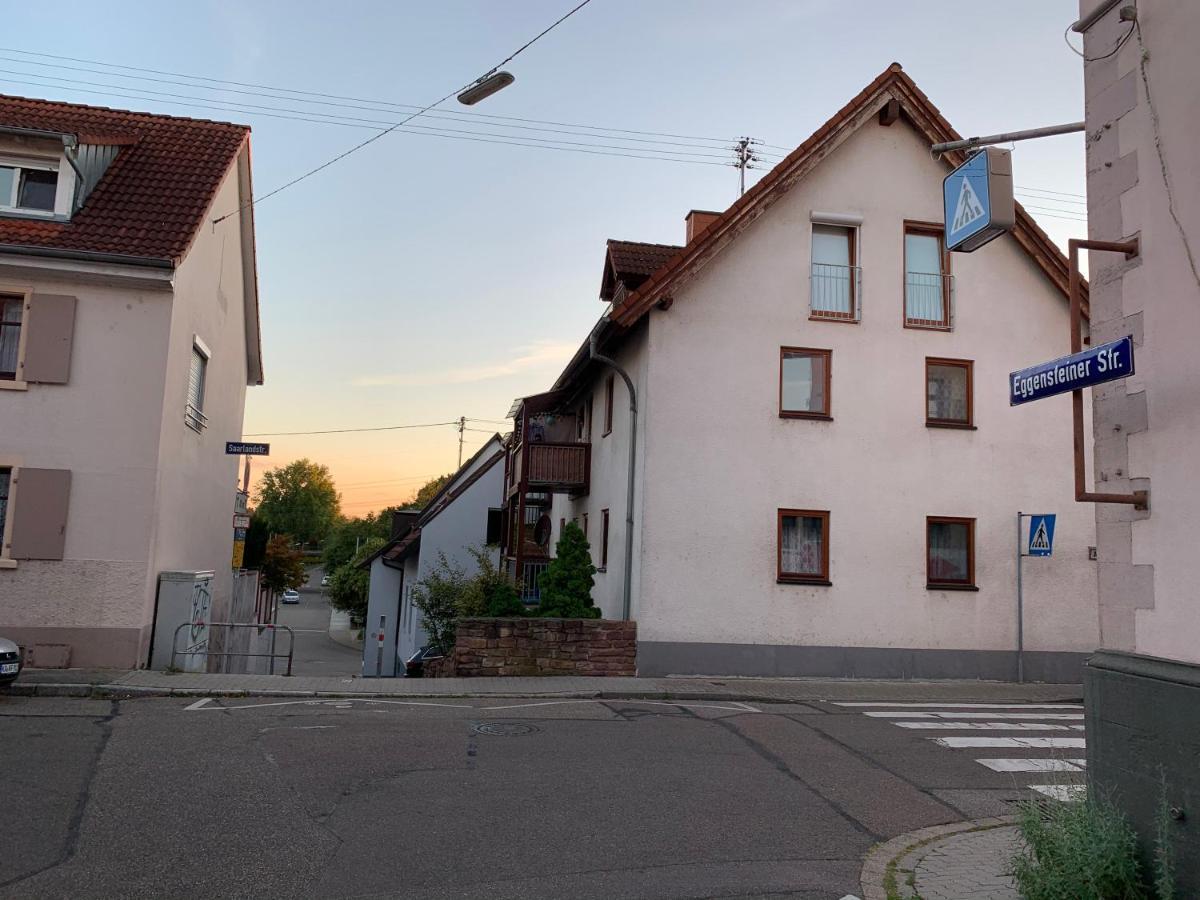 Fachwerkhaus In Ruhiger Altstadt By Rabe - Free Netflix & Eigene Terrasse 卡尔斯鲁厄 外观 照片